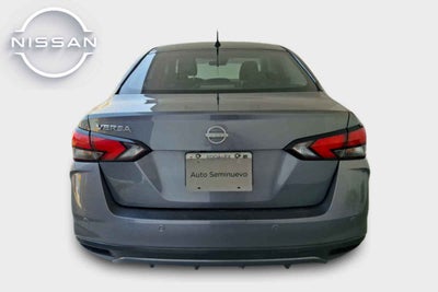 2023 Nissan Versa 4p Advance L4/1.6 Man