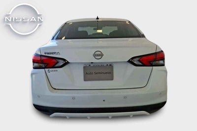 2024 Nissan Versa 4p Advance L4/1.6 Man