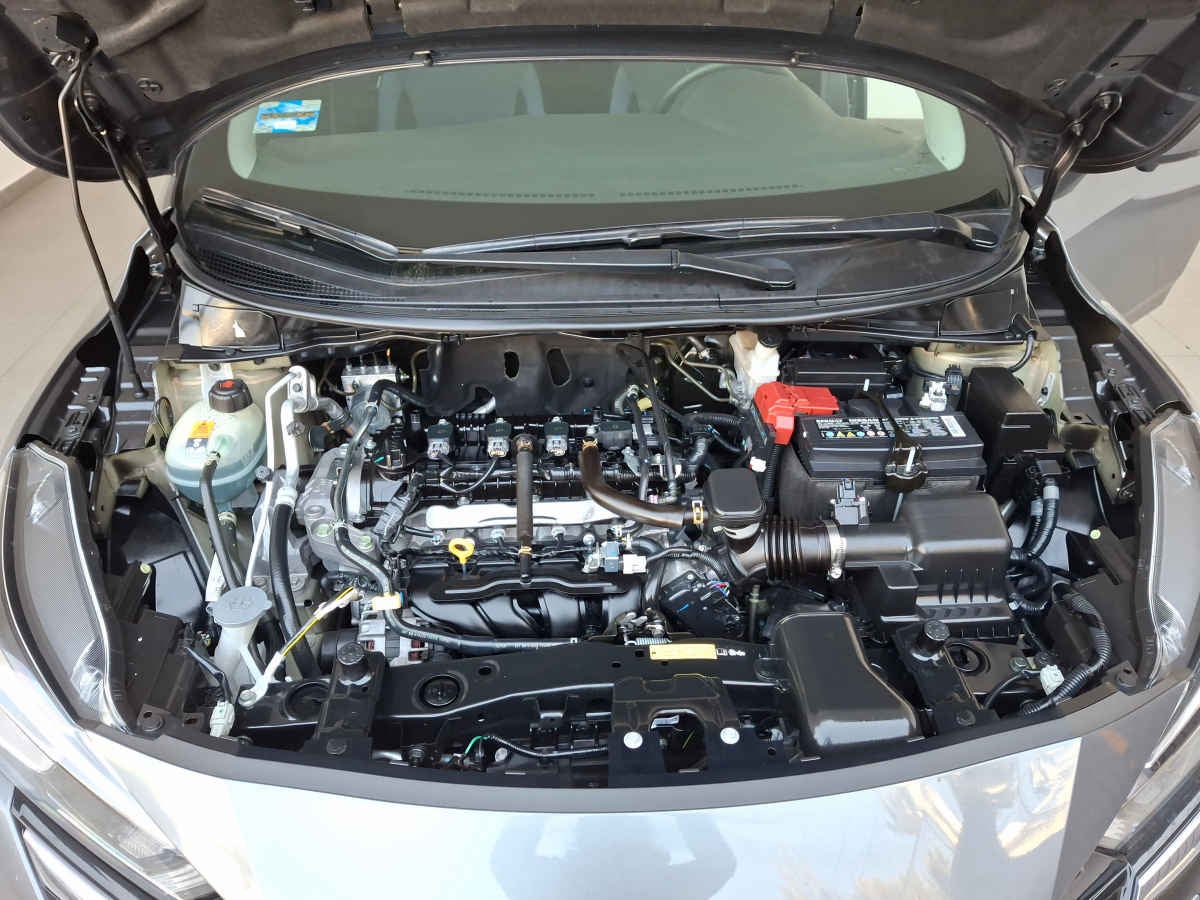 2023 Nissan Versa 4p Advance L4/1.6 Aut