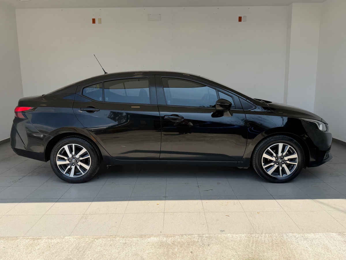 2020 Nissan Versa 4p Advance L4/1.6 Aut