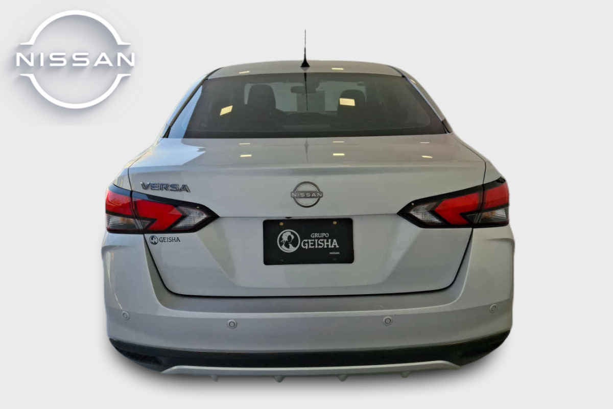 2024 Nissan Versa 4p Advance L4/1.6 Aut