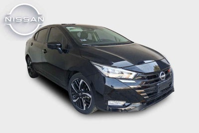 2024 Nissan Versa 4p SR L4/1.6 Aut