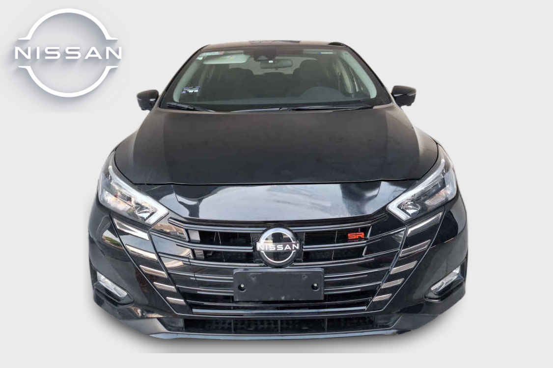 2024 Nissan Versa 4p SR L4/1.6 Aut