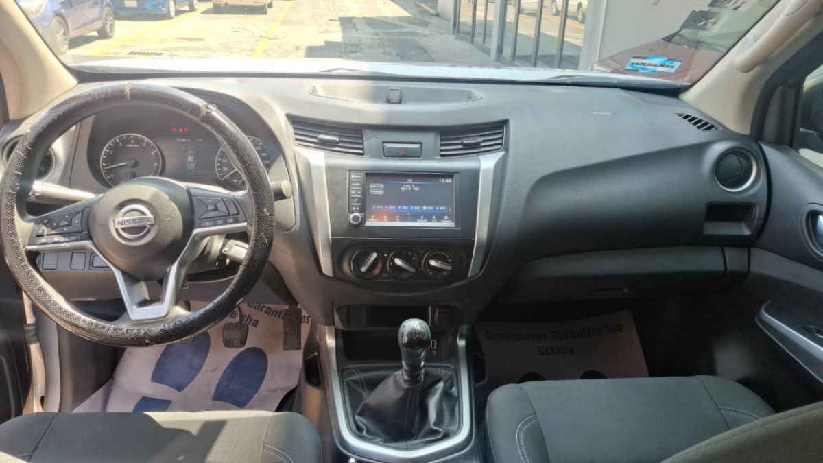 2022 Nissan Frontier 4p LE L4/2.5 Man