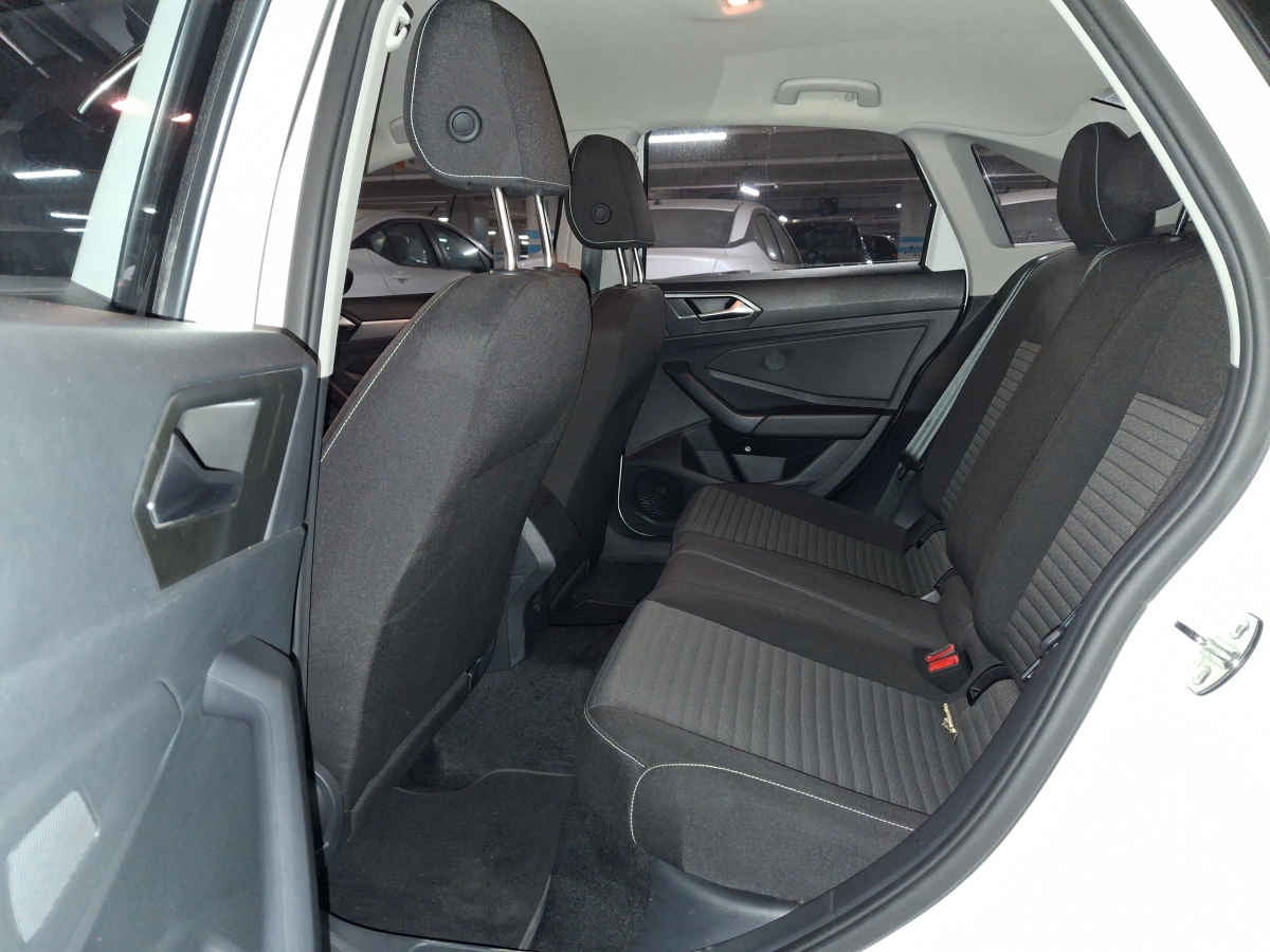 2024 Volkswagen Jetta 4p Trendline L4/1.4/T Aut