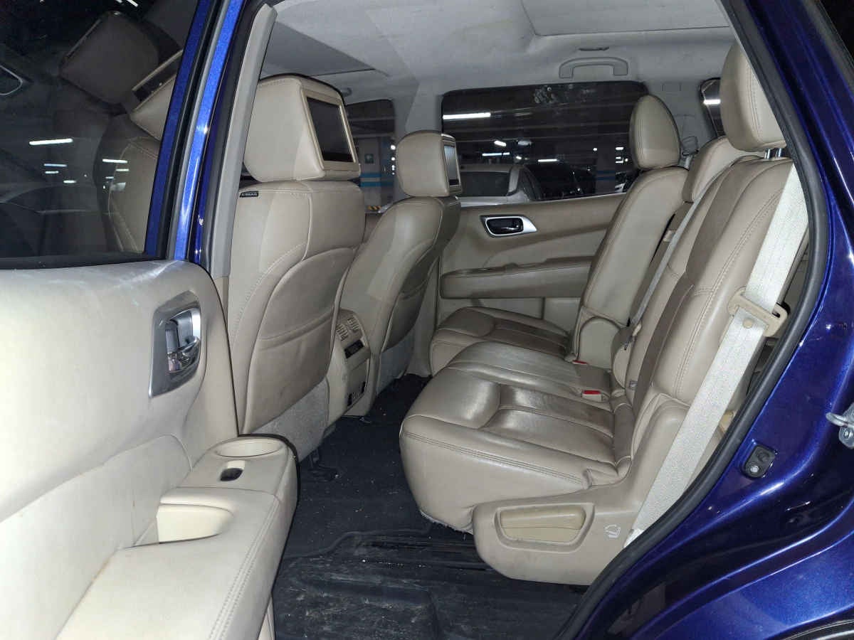 2017 Nissan Pathfinder 5p Exclusive V6/3.5 Aut