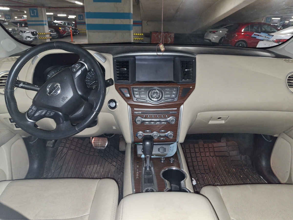 2017 Nissan Pathfinder 5p Exclusive V6/3.5 Aut