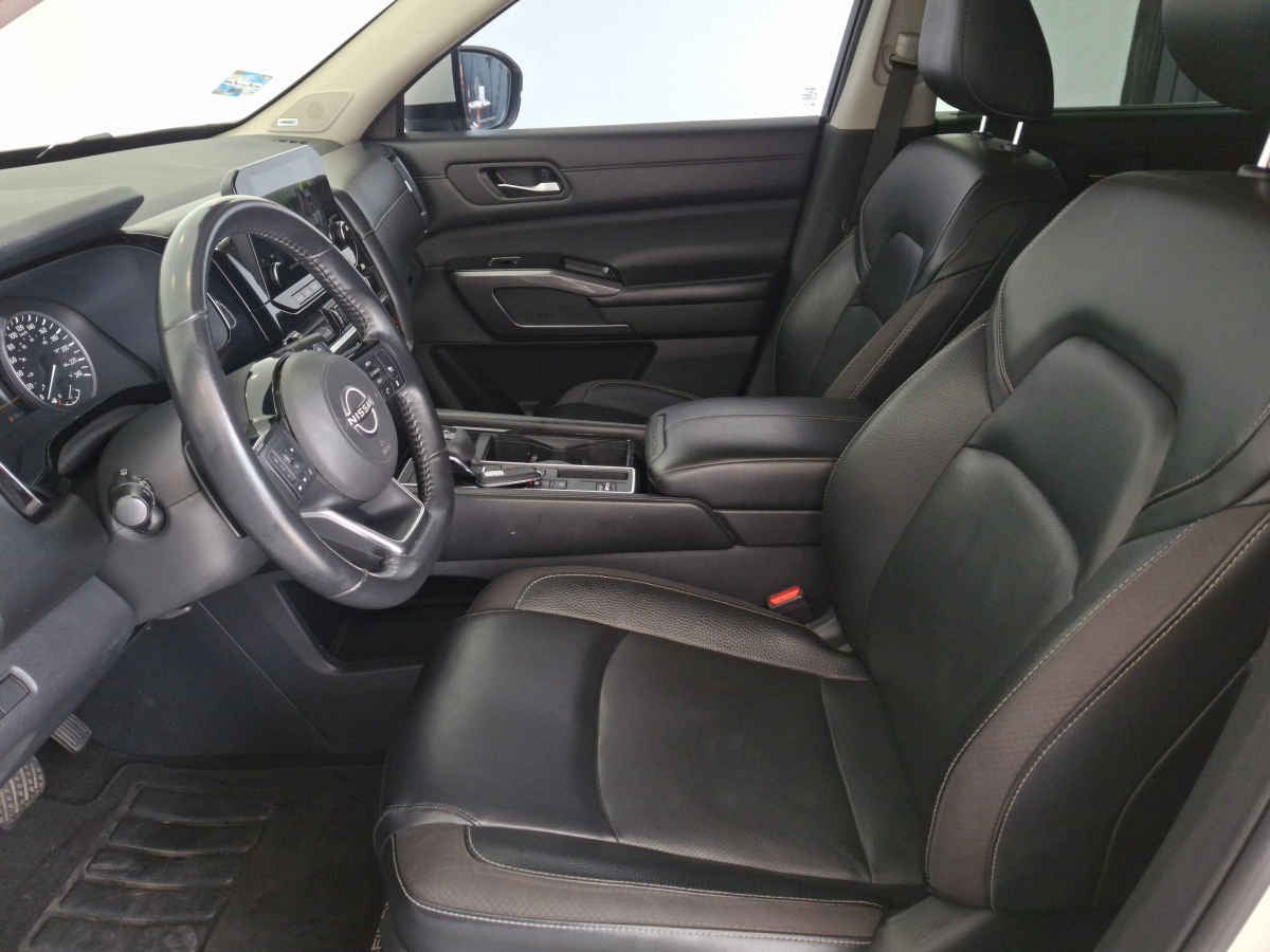 2023 Nissan Pathfinder 5p Advance V6/3.5 Aut