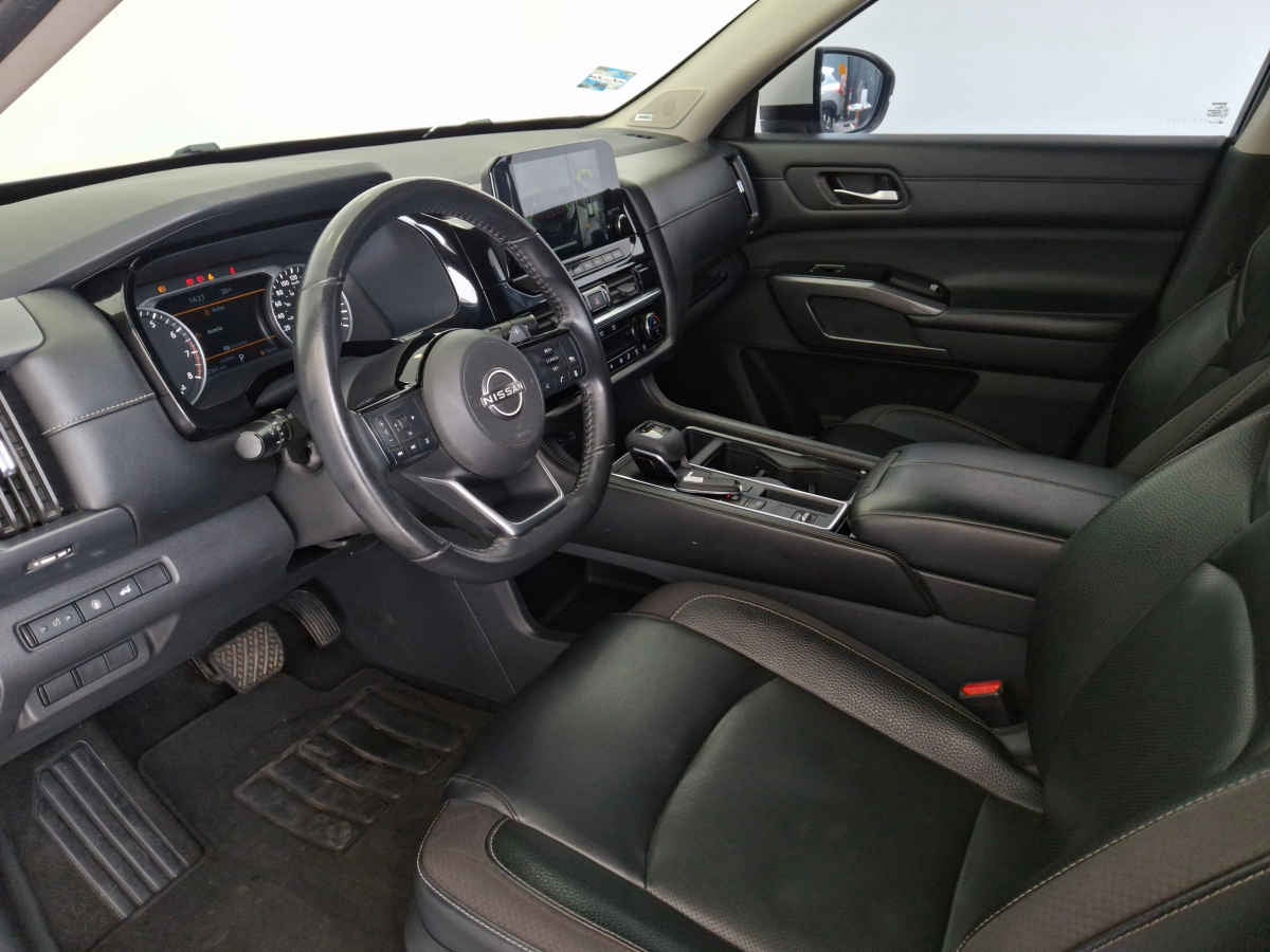 2023 Nissan Pathfinder 5p Advance V6/3.5 Aut
