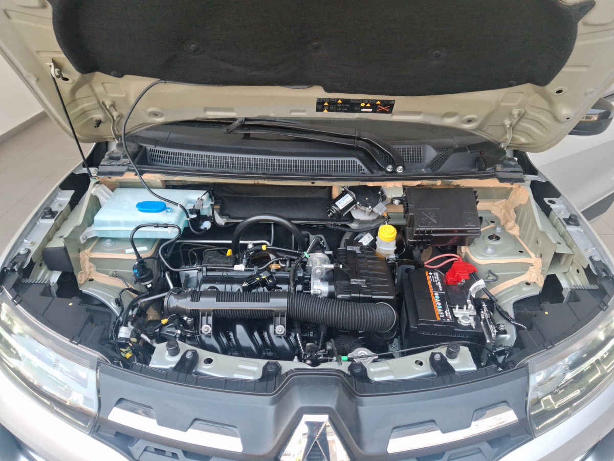 2023 Renault Kwid 5p Iconic L3/1.0 Man