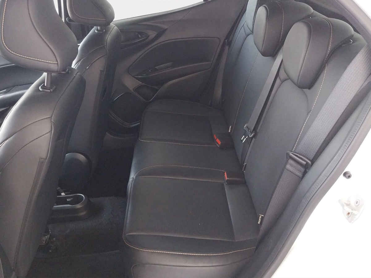 2025 FIAT ARGO 5p Trekking L4/1.3 Aut