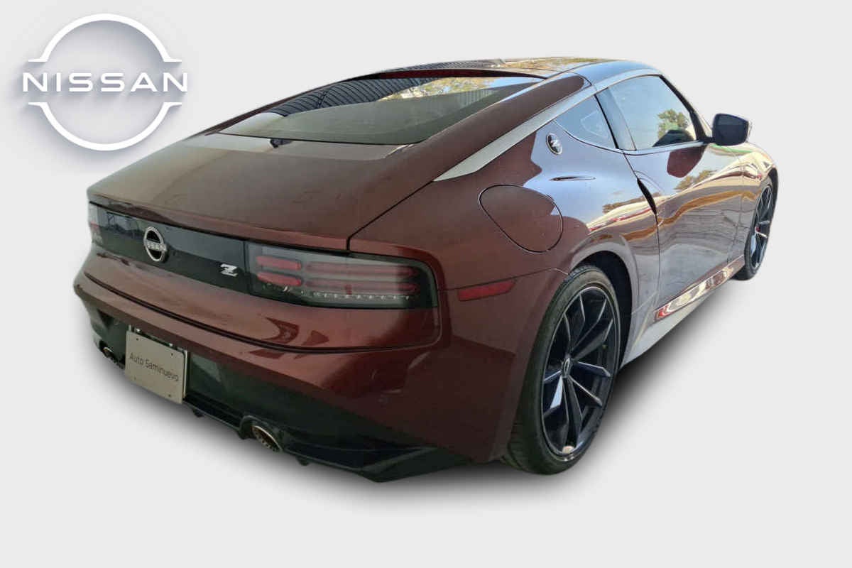 2024 Nissan Z 2p Touring V6/3.0/T Aut