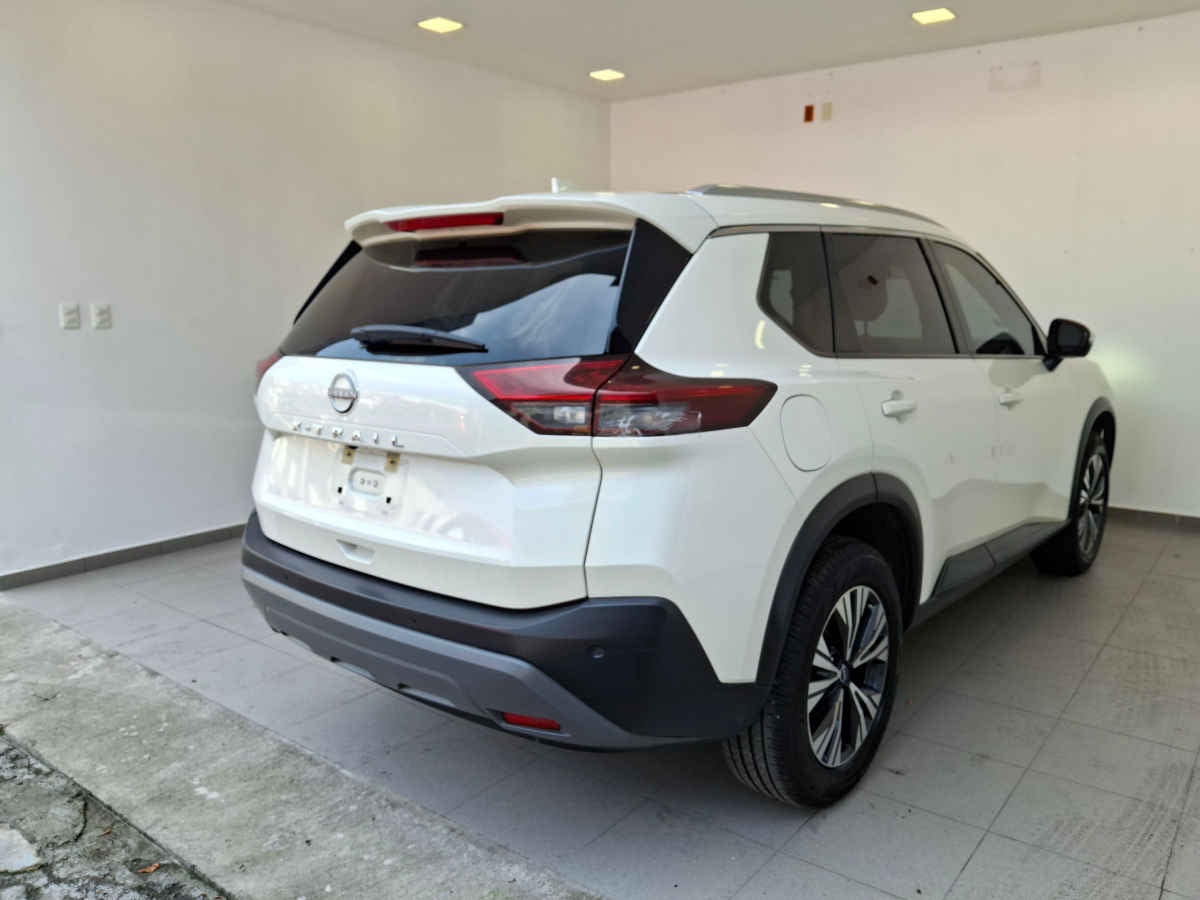 2024 Nissan X-Trail 5p Exclusive 2 Row L4/2.5 Aut