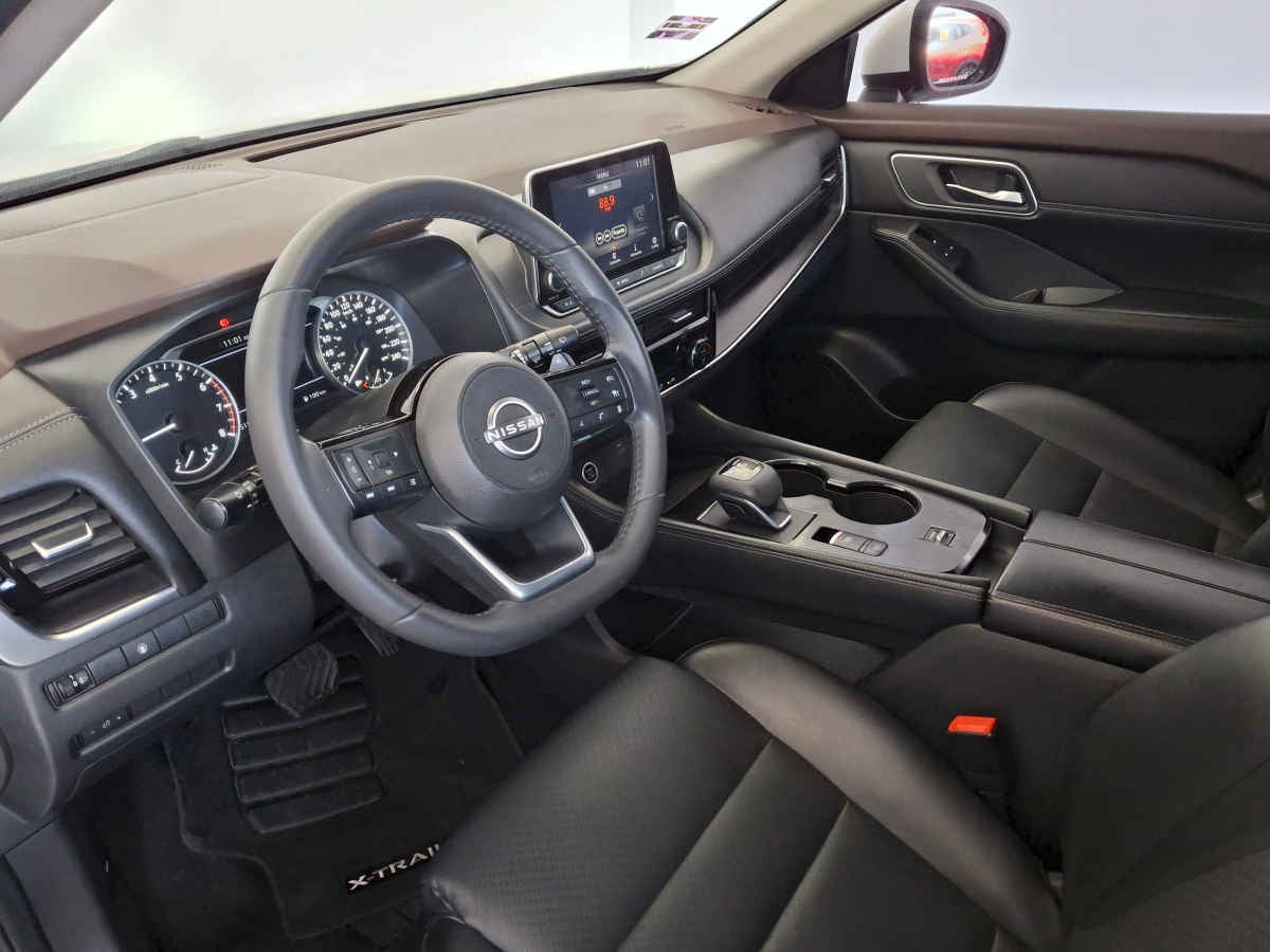 2024 Nissan X-Trail 5p Exclusive 2 Row L4/2.5 Aut