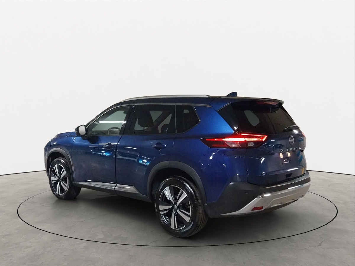 2024 Nissan X-Trail 5p Platinum 2 Row L4/2.5 Aut