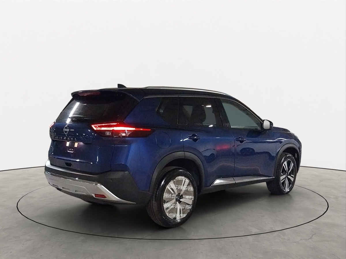 2024 Nissan X-Trail 5p Platinum 2 Row L4/2.5 Aut