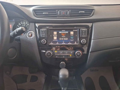 2022 Nissan X-Trail 5p Sense 3 L4/2.5 Aut Banca abatible