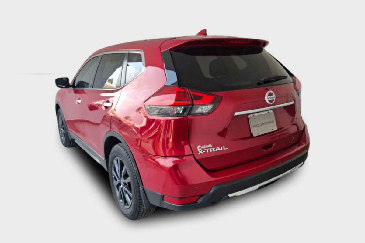 2022 Nissan X-Trail 5p Sense 3 L4/2.5 Aut Banca abatible