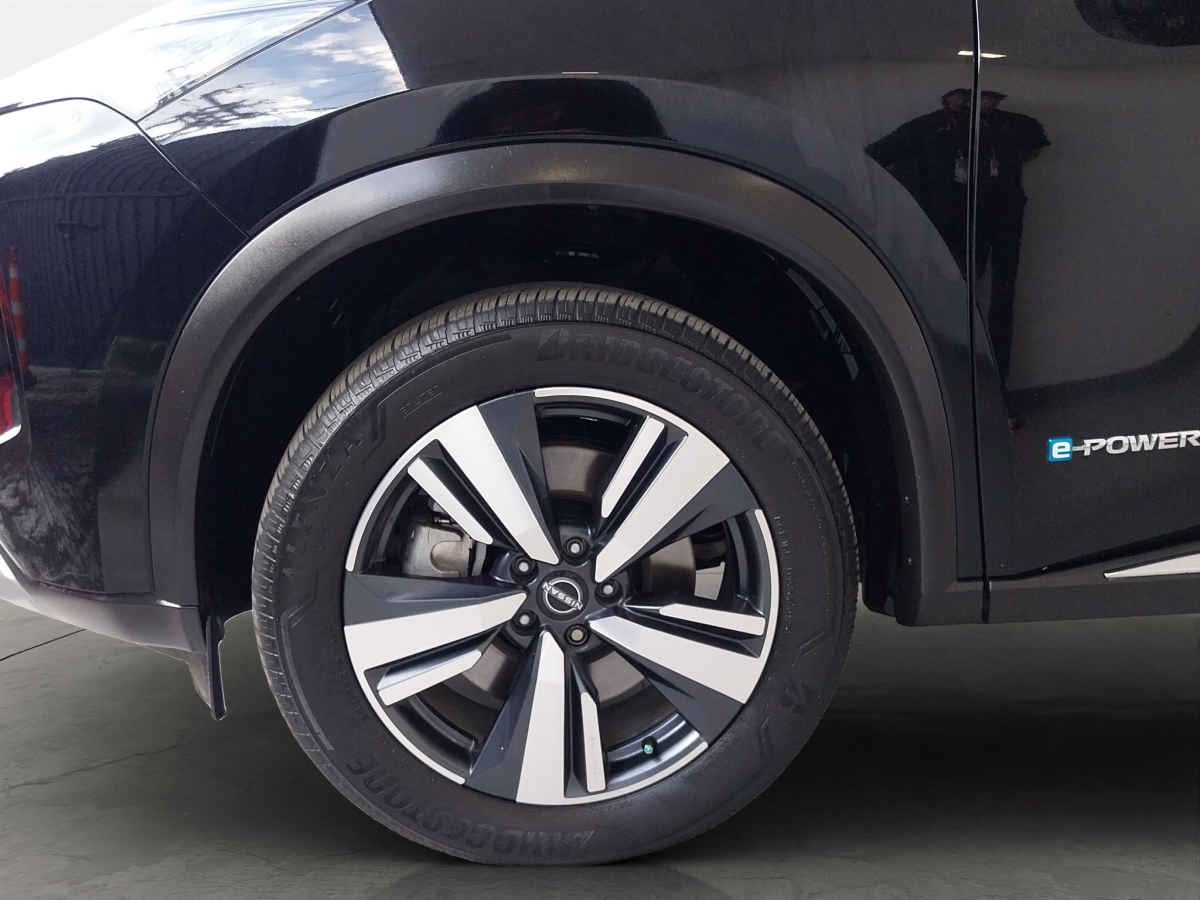 2025 Nissan X-Trail 5p Platinum e.Power HEV L3/1.5 Aut