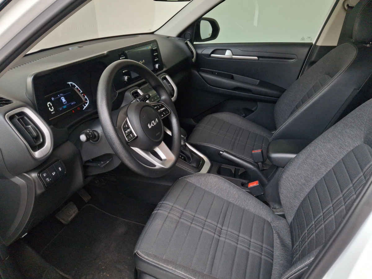 2024 Kia Sonet 5p EX L4/1.5 Aut