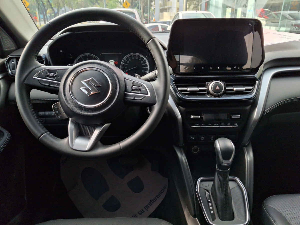 2024 Suzuki Grand Vitara 5p GLX Boostergreen HEV L4/1.5/T Aut