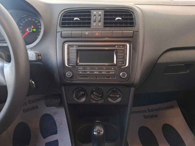 2019 Volkswagen Vento 4p Starline L4/1.6 Aut