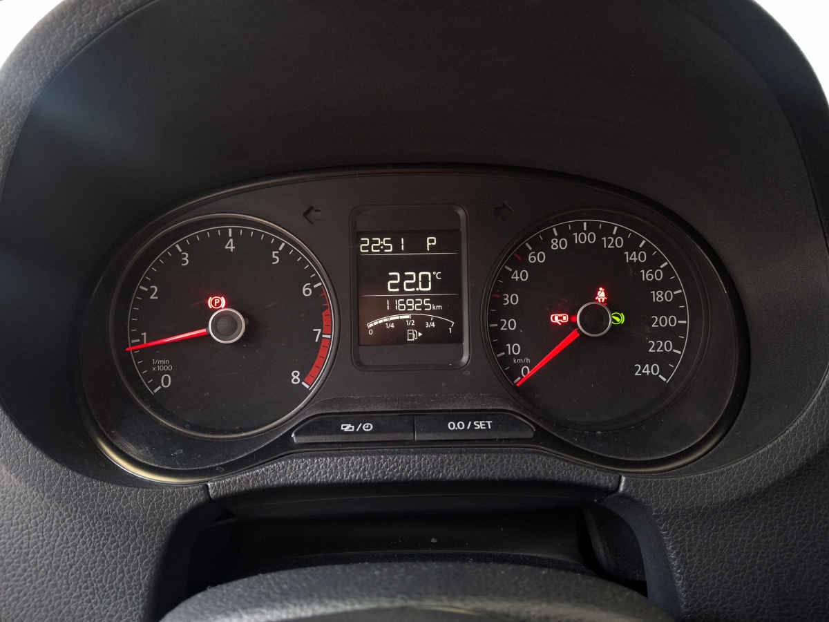 2017 Volkswagen Vento 4p Highline L4/1.6 Aut