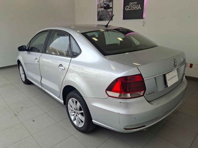 2017 Volkswagen Vento 4p Highline L4/1.6 Aut