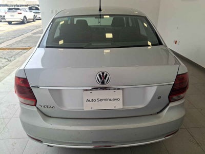 2017 Volkswagen Vento 4p Highline L4/1.6 Aut