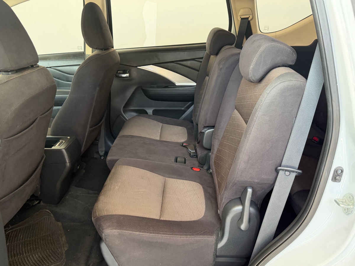 2023 Mitsubishi Xpander 5p Cross L4/1.5 Aut
