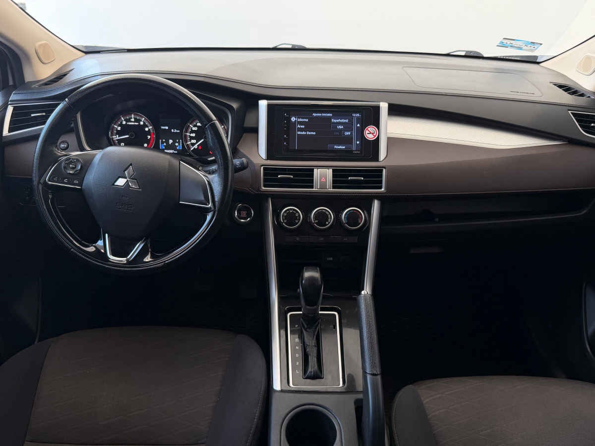 2023 Mitsubishi Xpander 5p Cross L4/1.5 Aut