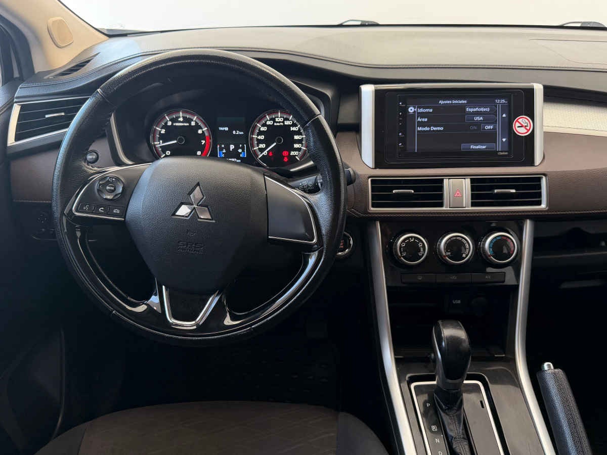 2023 Mitsubishi Xpander 5p Cross L4/1.5 Aut