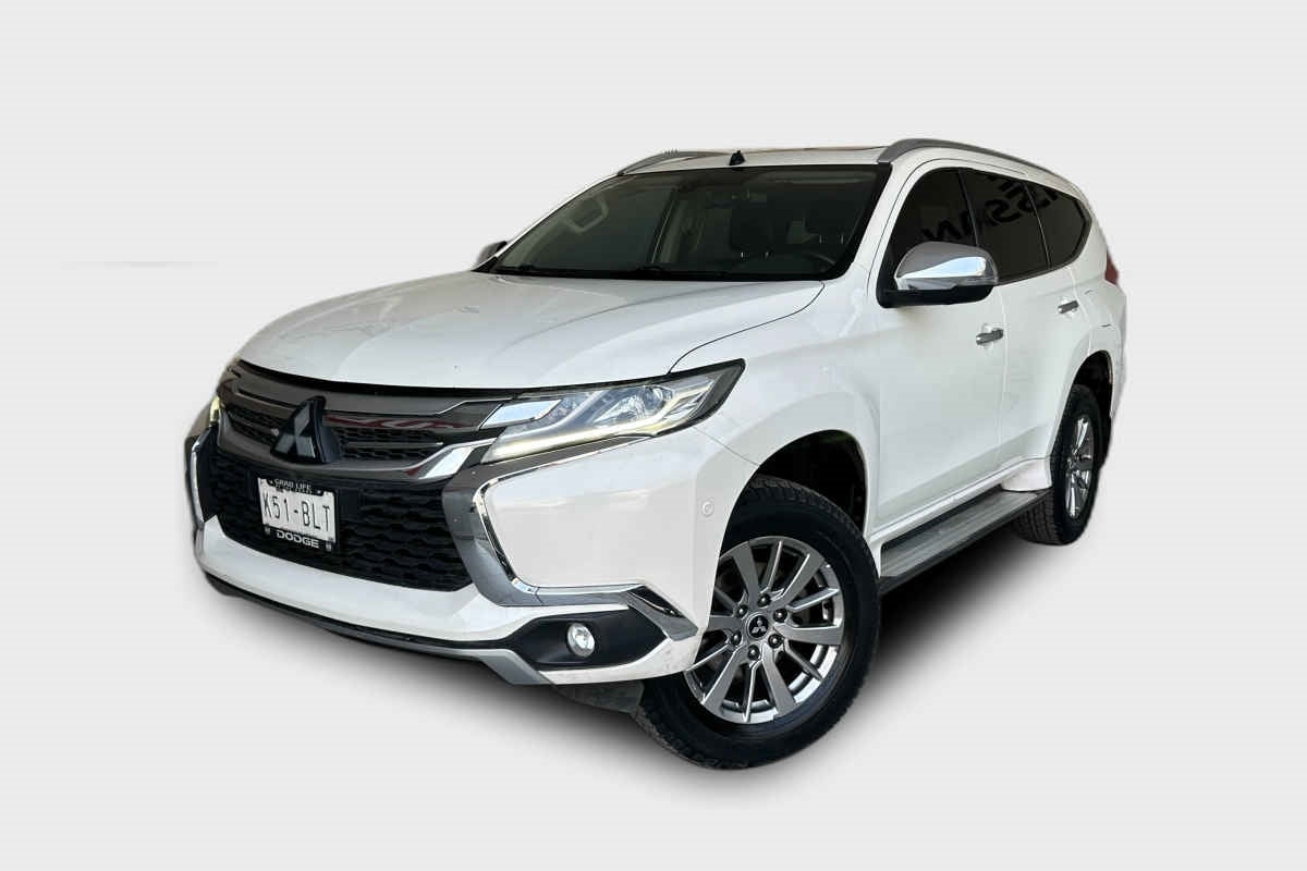 2019 Mitsubishi Montero 5p Sport Advance V6/3.0 Aut