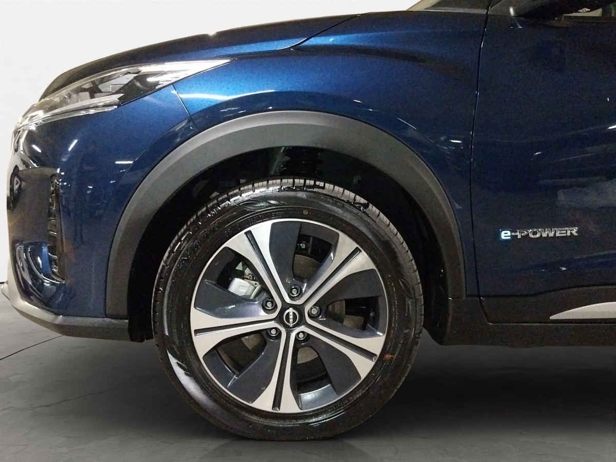 2025 Nissan Kicks 5p Platinum e-Power HEV L3/1.2 Aut