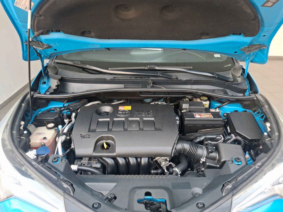 2019 Toyota C-HR 4p CVT L4/2.0 Aut