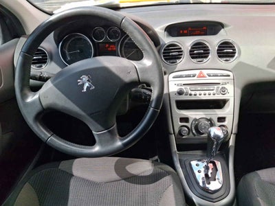 2013 Peugeot 308 5p L4 1.6 aut