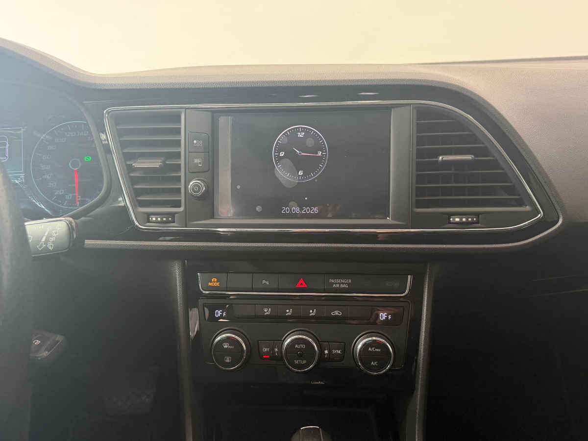 2019 Seat Leon 5p FR L4/1.4/T Aut