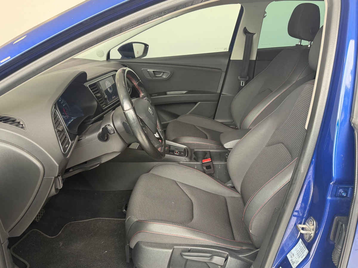2019 Seat Leon 5p FR L4/1.4/T Aut