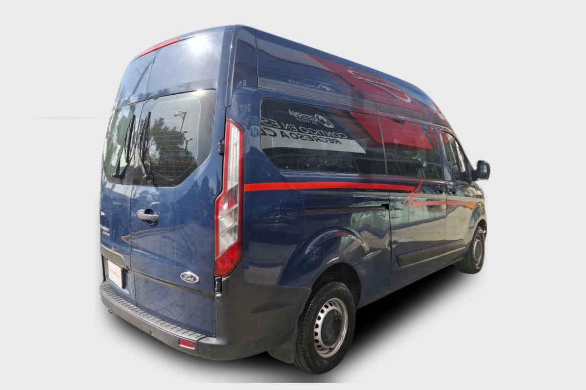2020 Ford Transit Van 4p Larga Techo Alto L4/2.2/TDI Man 9 pas