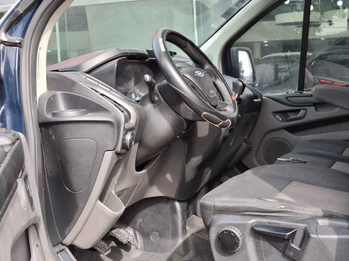2020 Ford Transit Van 4p Larga Techo Alto L4/2.2/TDI Man 9 pas