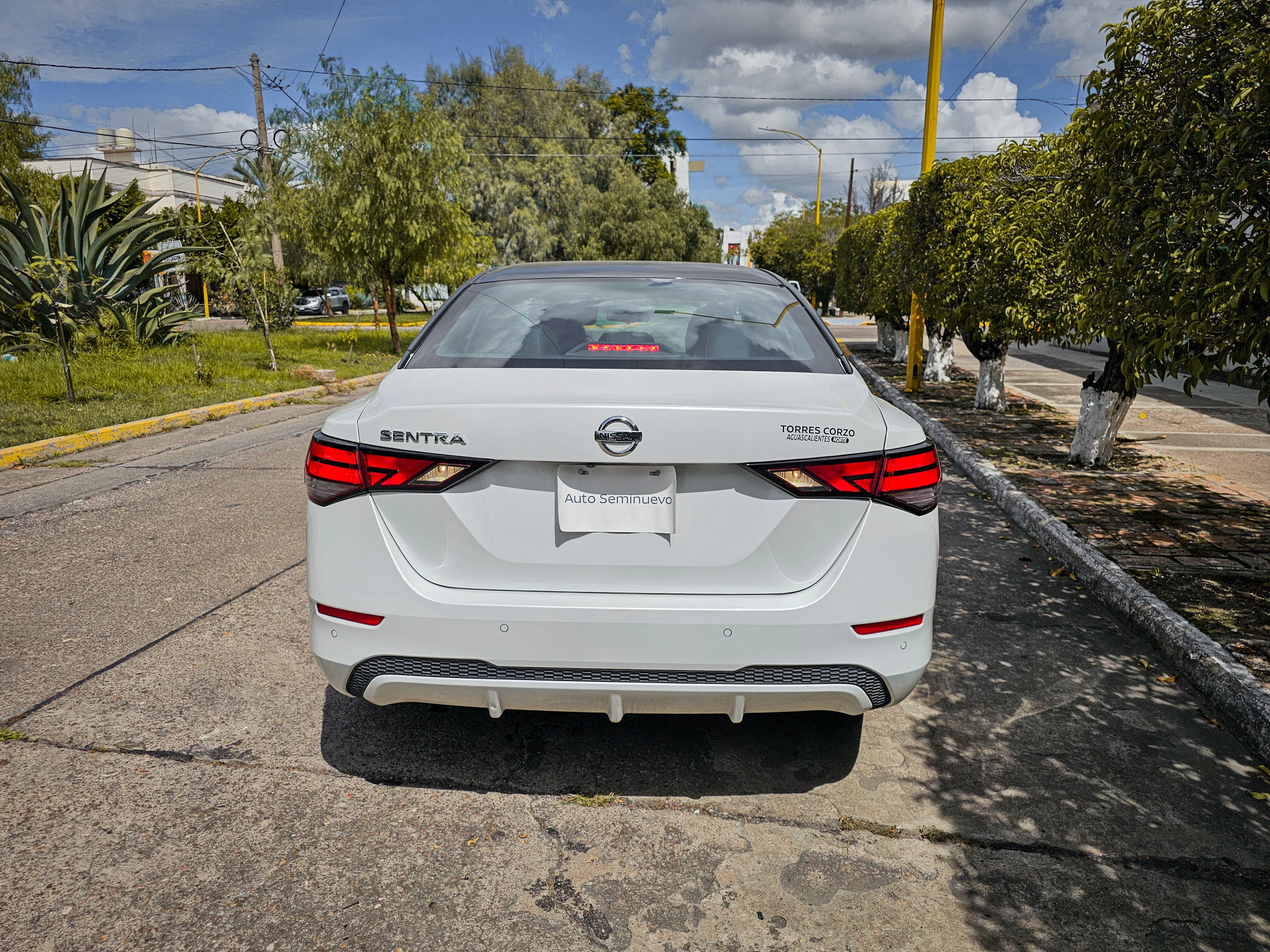2023 Nissan Sentra Advance