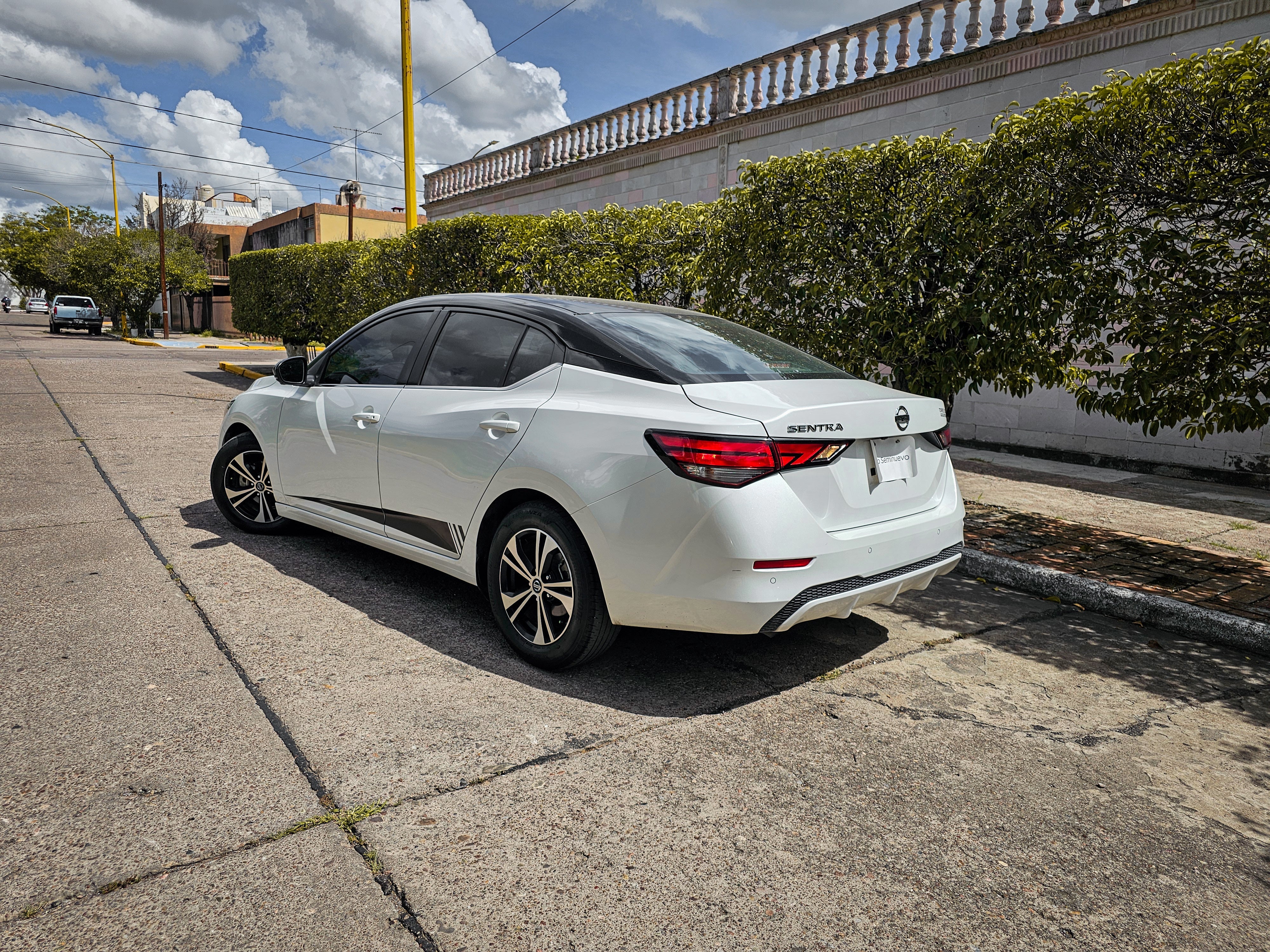 2023 Nissan Sentra Advance