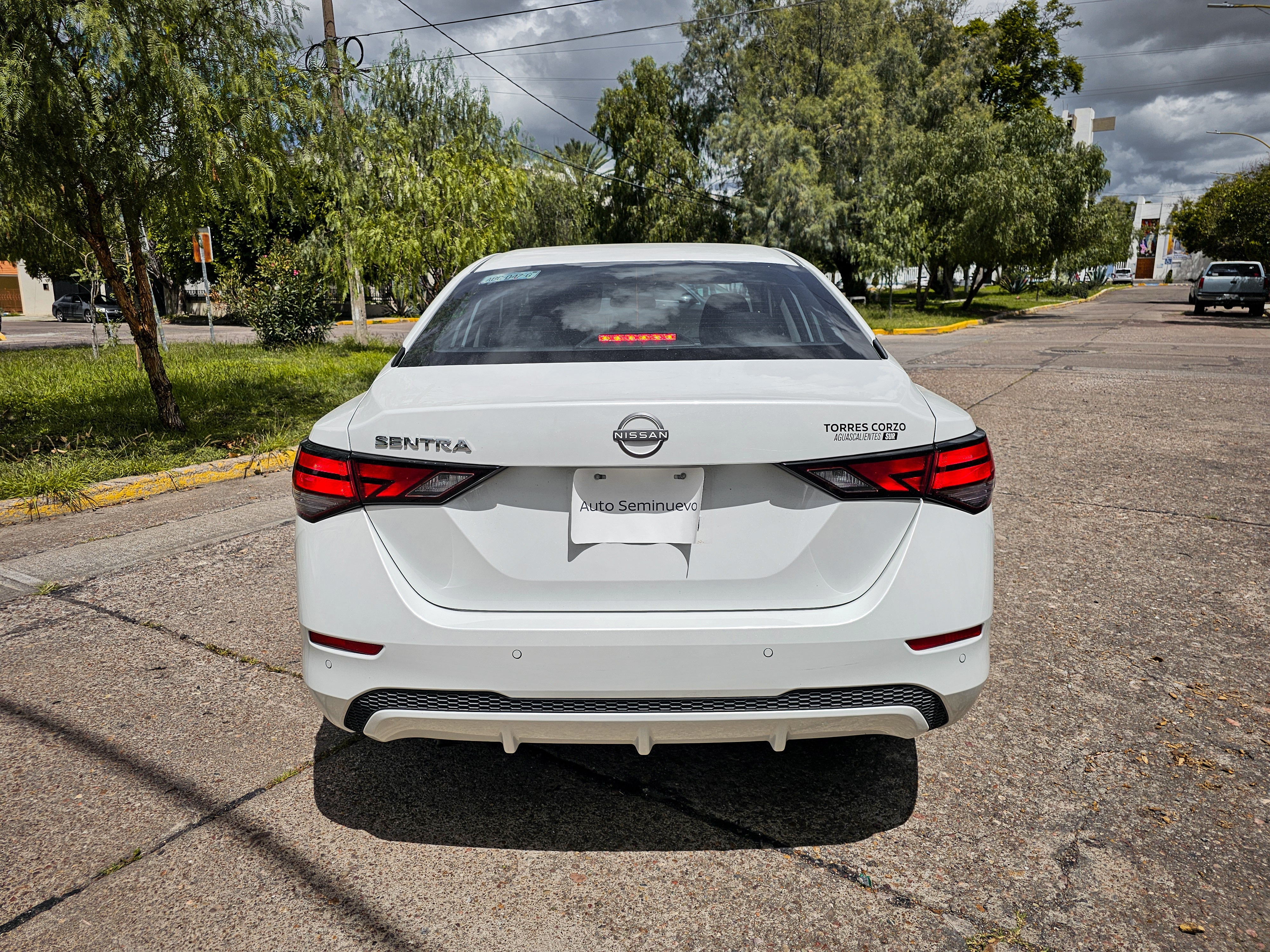 2025 Nissan Sentra Advance