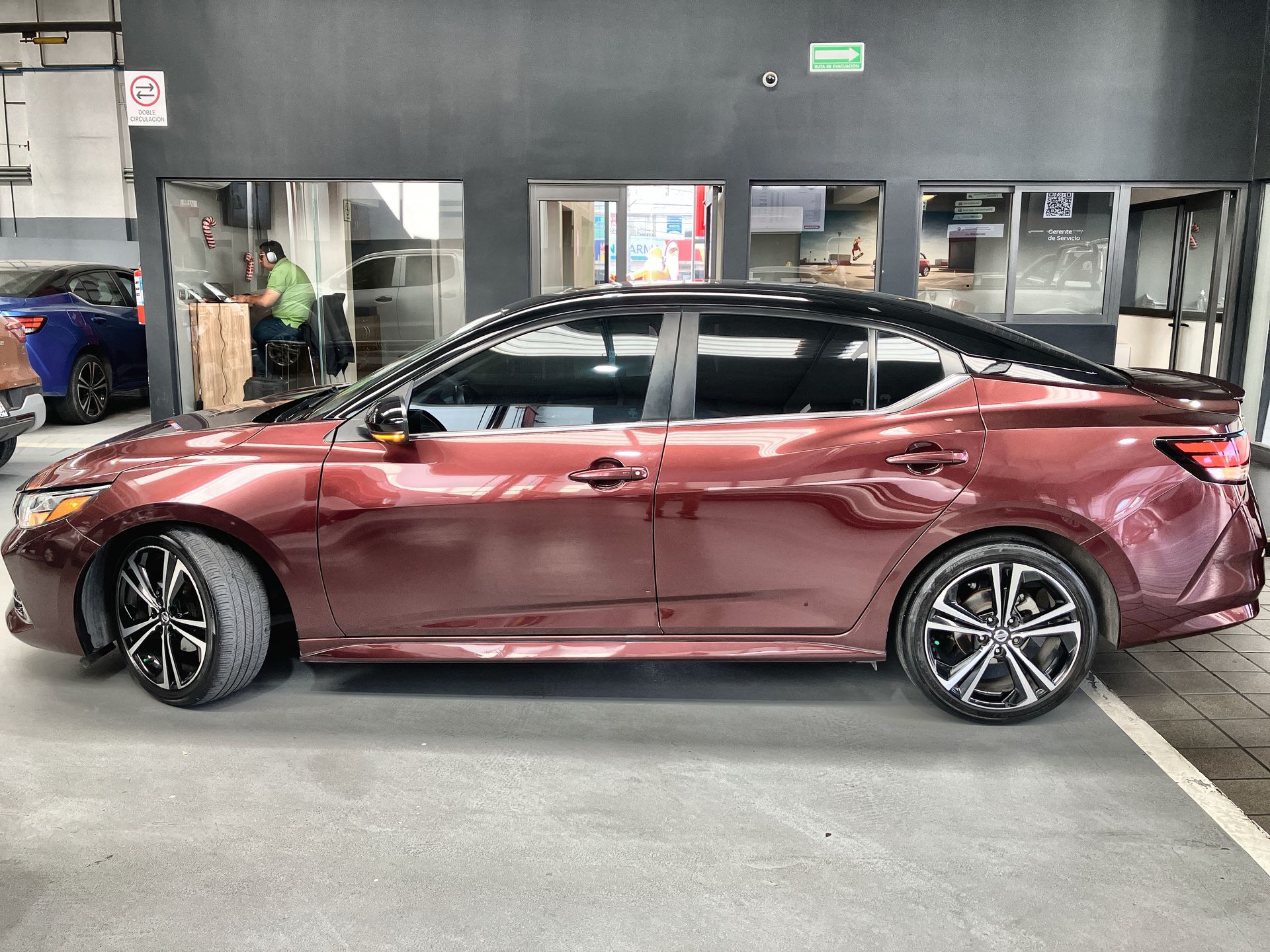 2023 Nissan SENTRA PLATINUM CVT 23