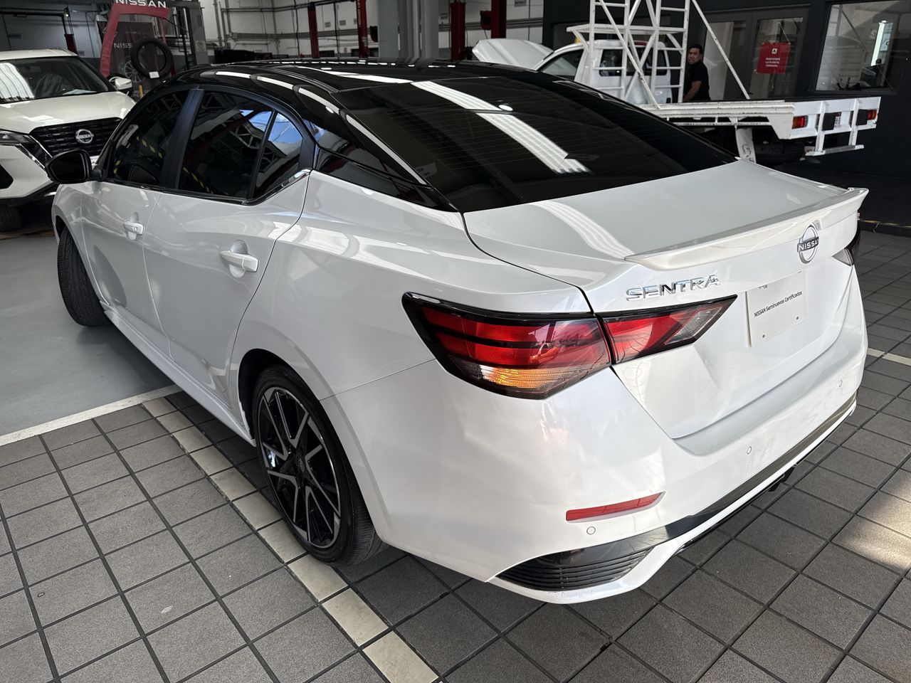 2024 Nissan SENTRA PLATINUM CVT 24