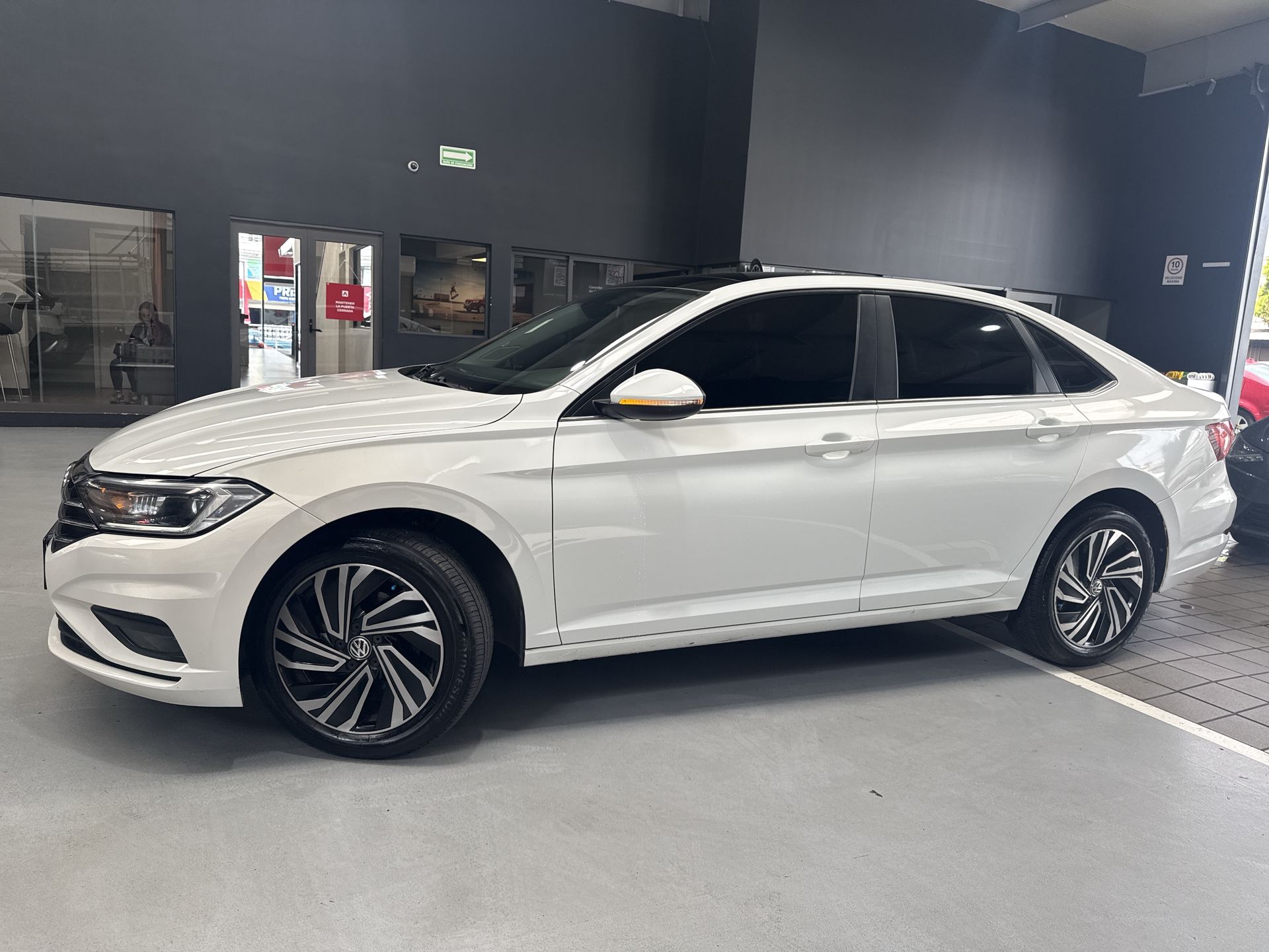 2019 Volkswagen JETTA HIGHLINE TIPTRONIC