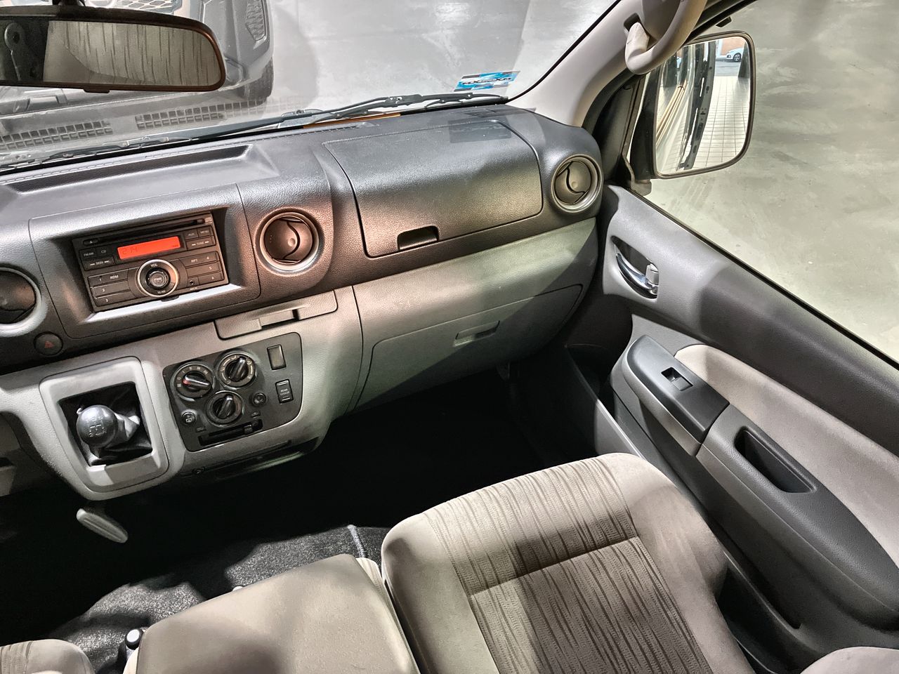 2015 Nissan NV350 URVAN 12 PAS A/A T/M