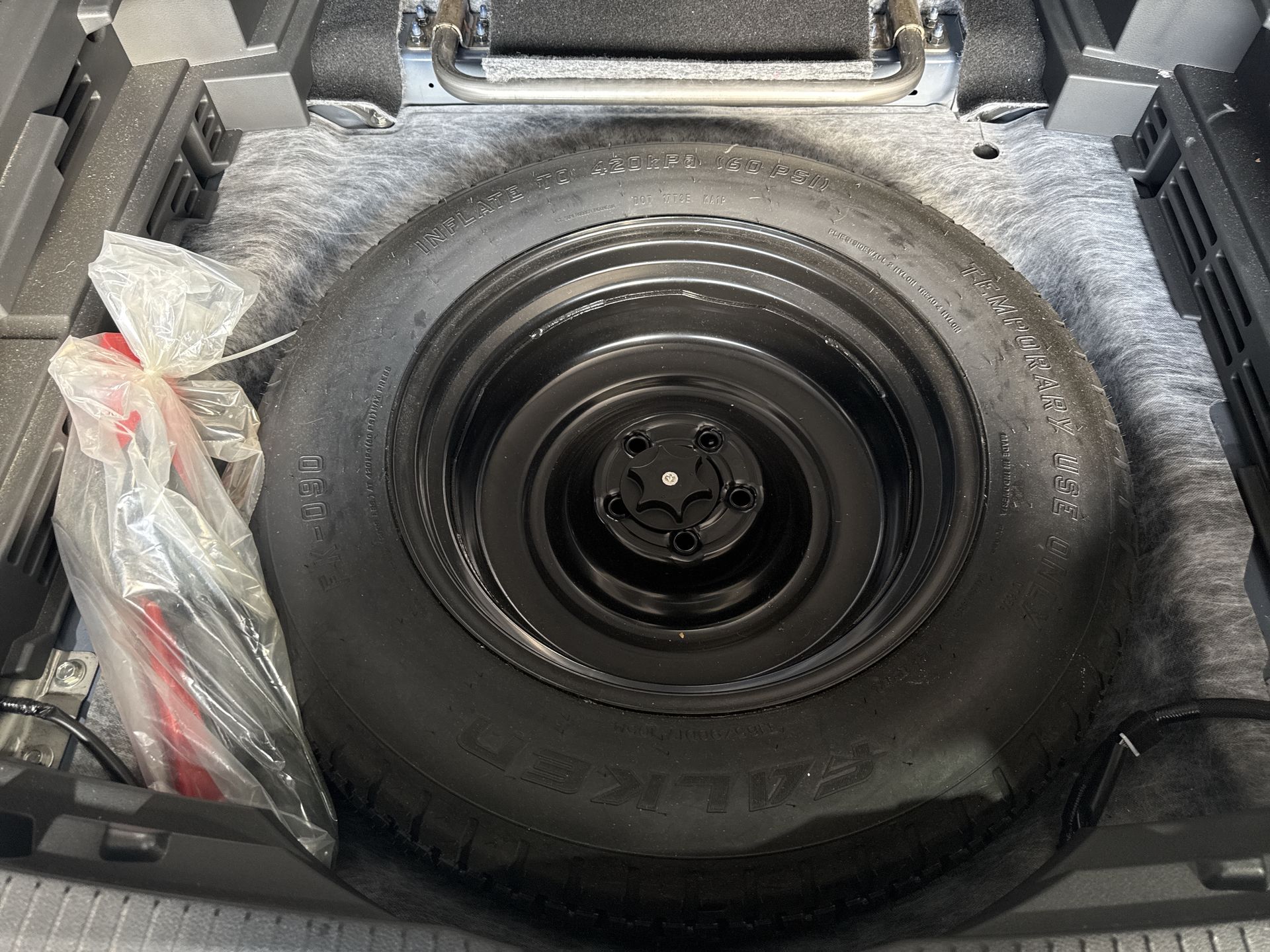 2025 Nissan X-TRAIL EXCLUSIVE 2 ROW 25