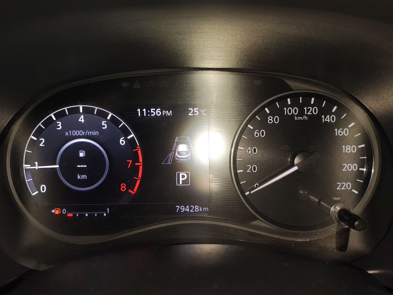 2023 Nissan KICKS PLATINUM 1.6 LTS CVT 23