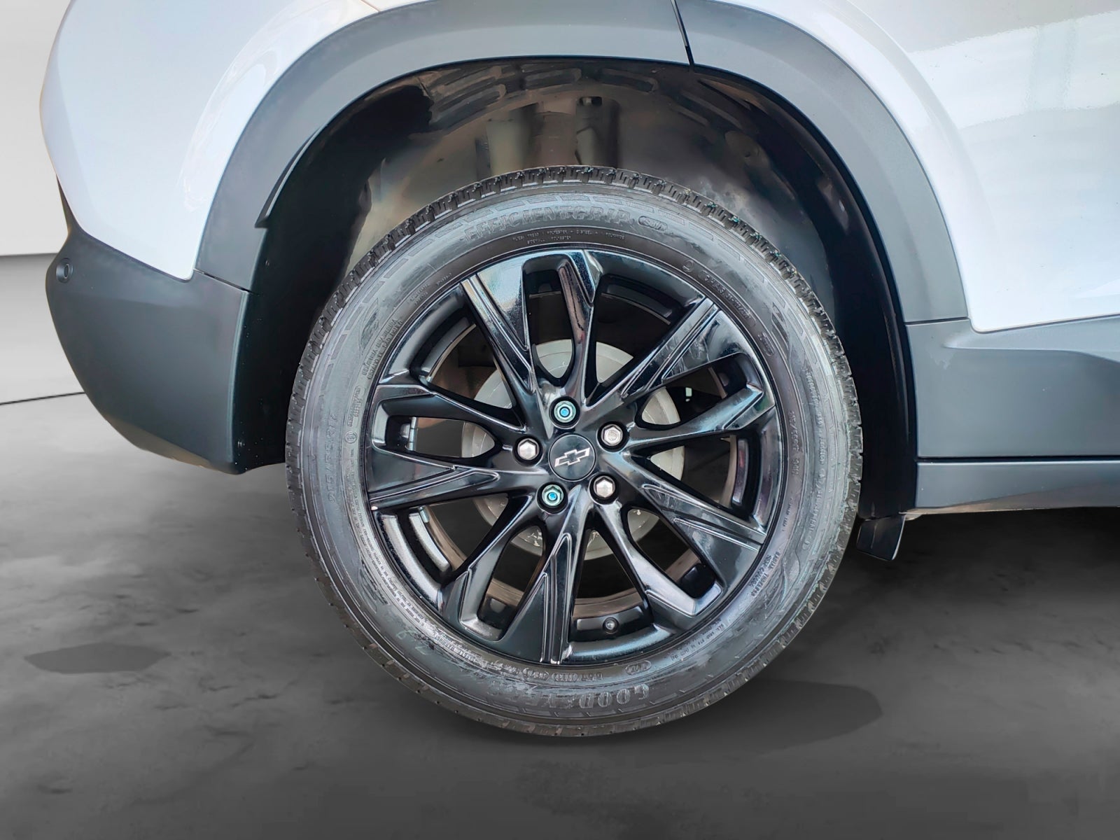 2024 Chevrolet TRACKER RS R